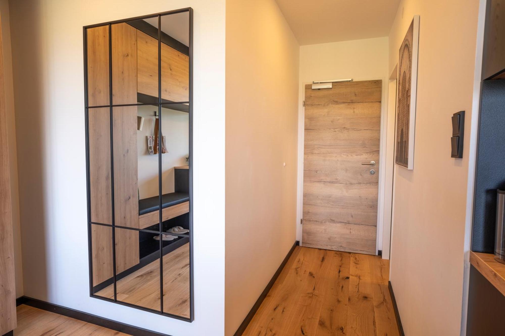 Suite Apartment Modern Getaway - Neu Renoviert - Strobl Am Wolfgangsee Штробль Экстерьер фото